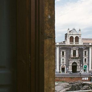 Camera tripla classica